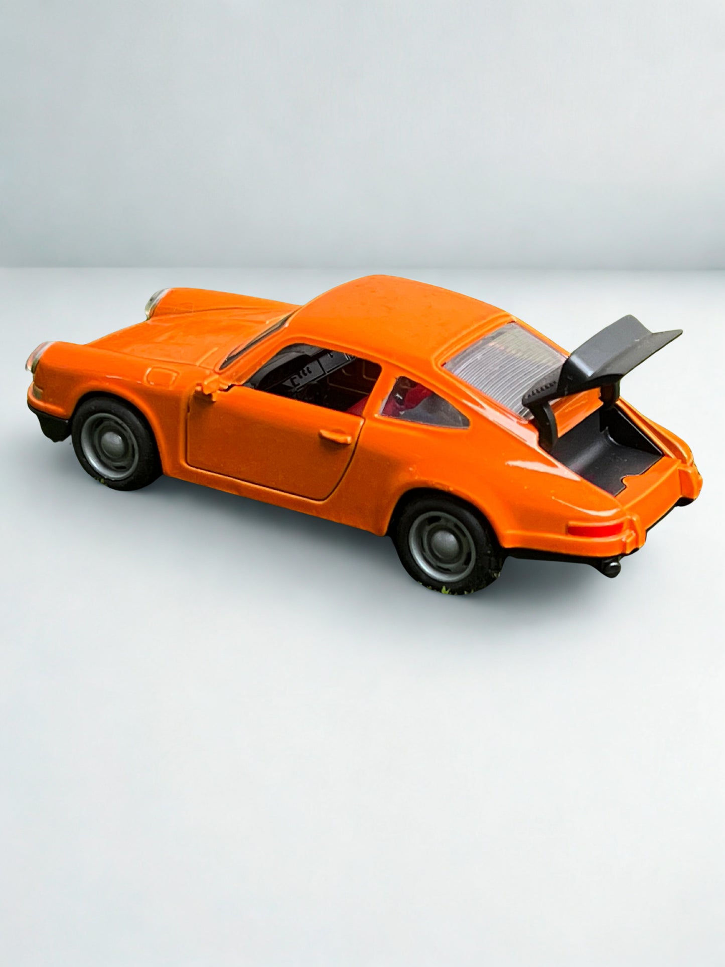 DIECAST PORSCHE 911 1:36 scale