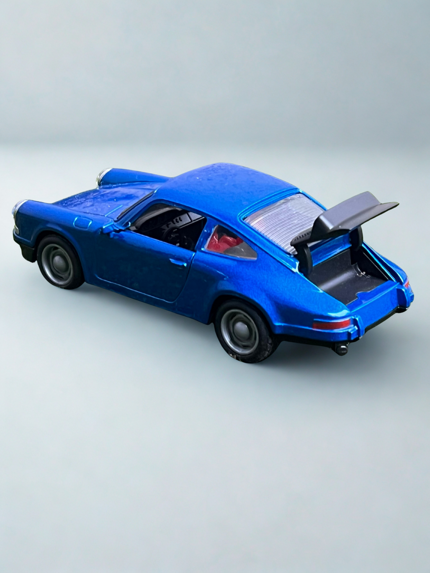 DIECAST PORSCHE 911 1:36 scale