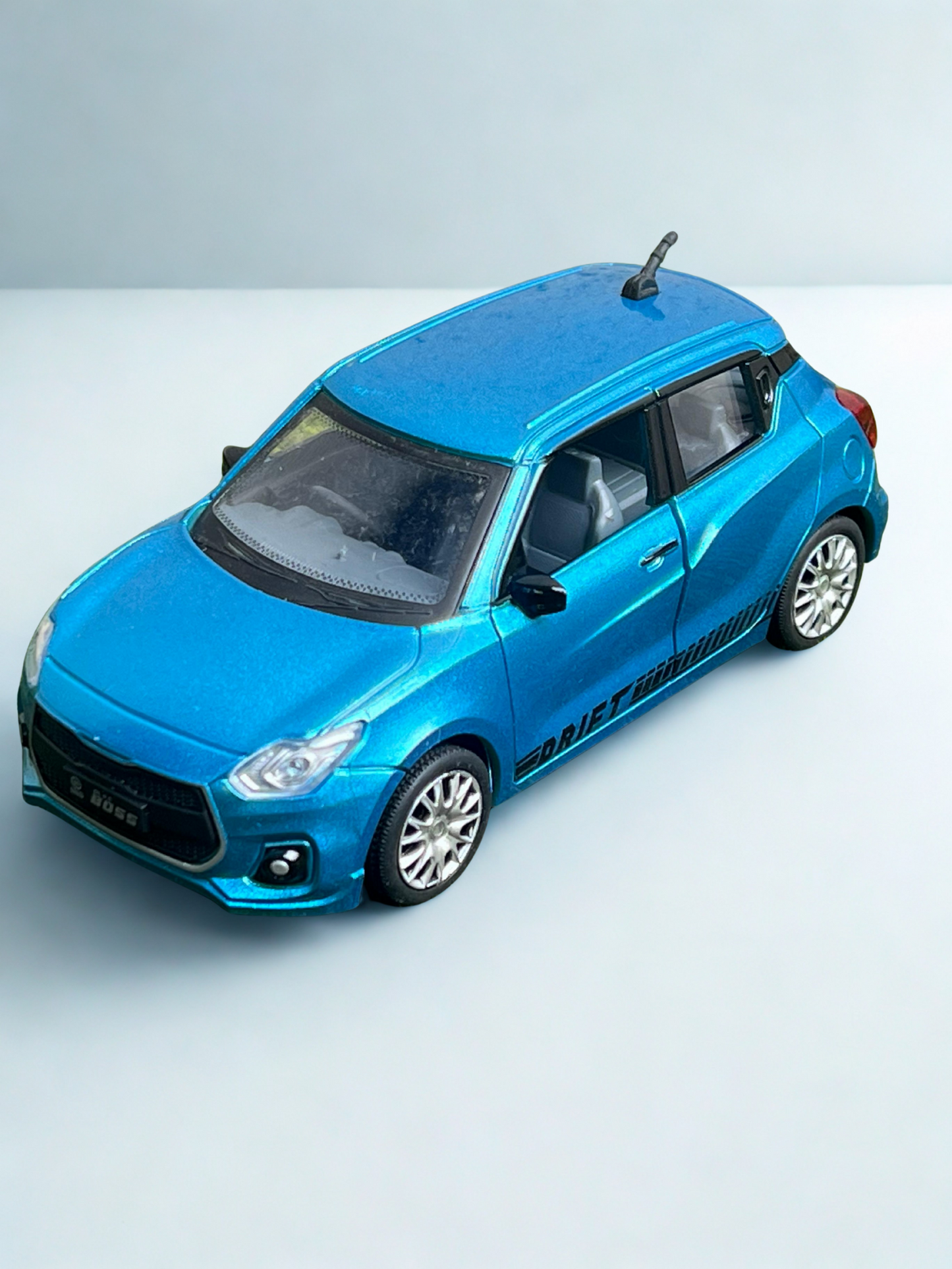 SWIFT CAR (door openable)