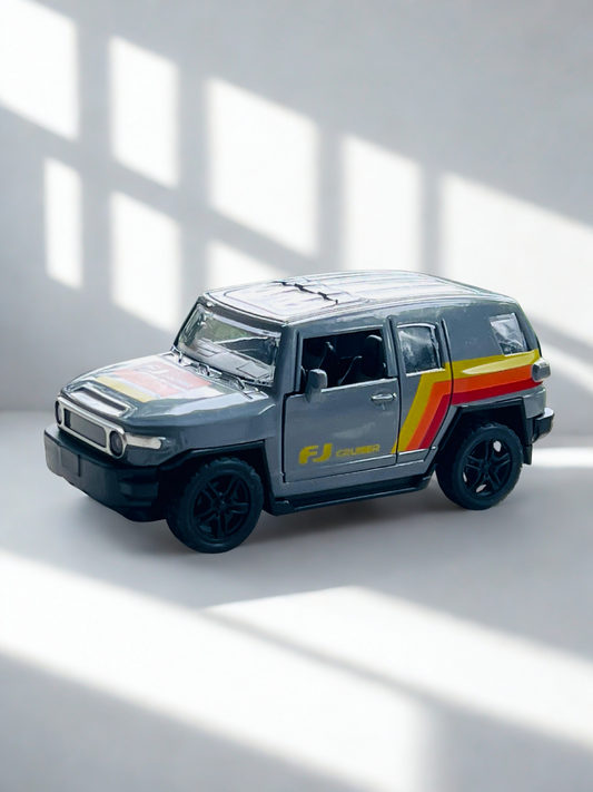 DIECAST  Model of Toyota FJ Cruiser SUV 1:36 Scale
